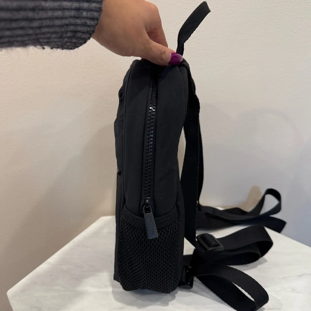 🔥Reebok Black Backpack🔥